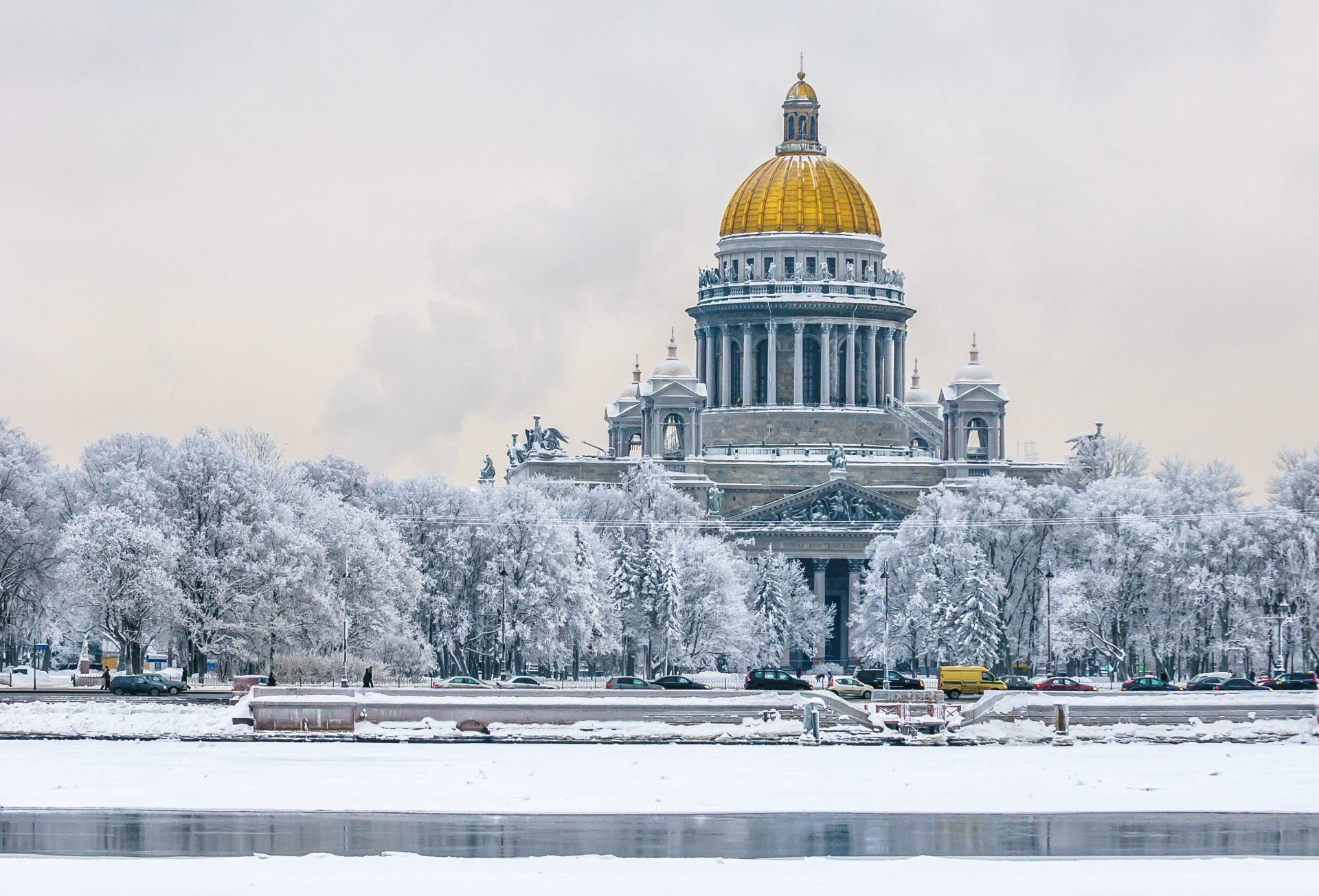 St Petersburg city tour and Peter and Paul Fortress