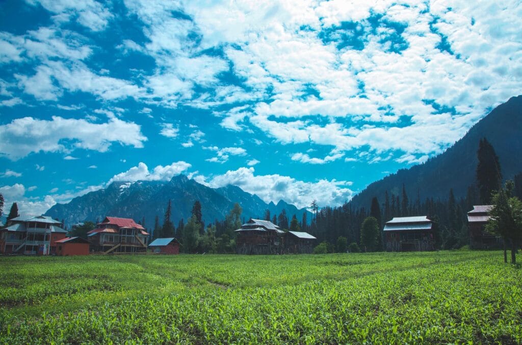 How to Plan Kashmir Tour – A Complete Travel Guide